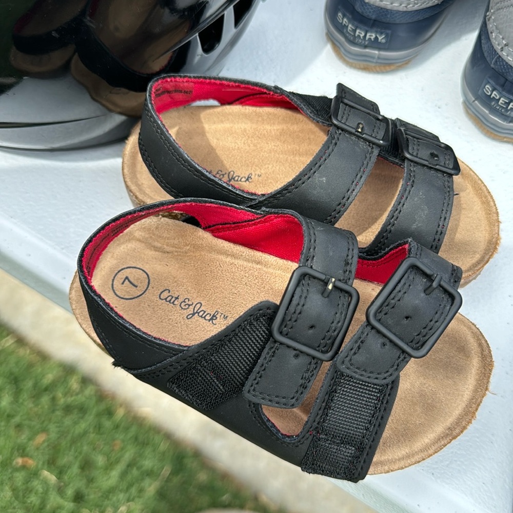 Sandals 7